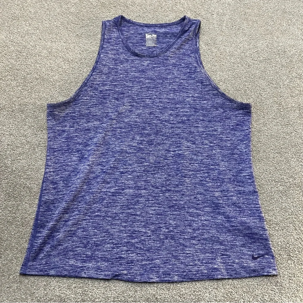 Nike Tank Top. Size Large Purple